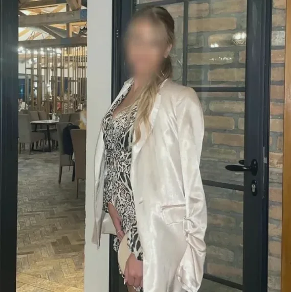 Charlotte, 25