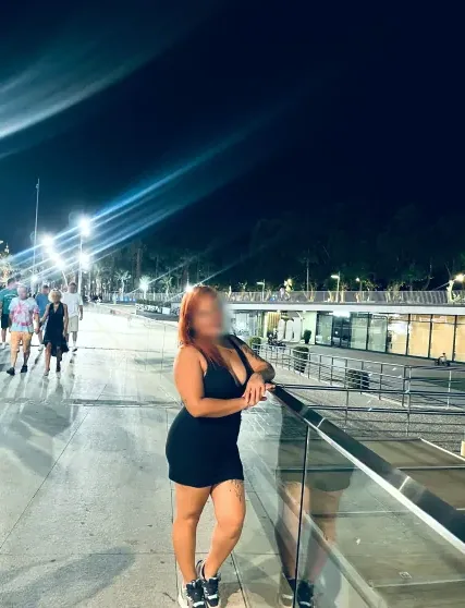 Emilia, 40