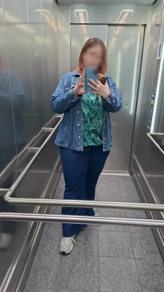 Marie, 40
