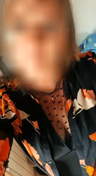 Michelle, 37