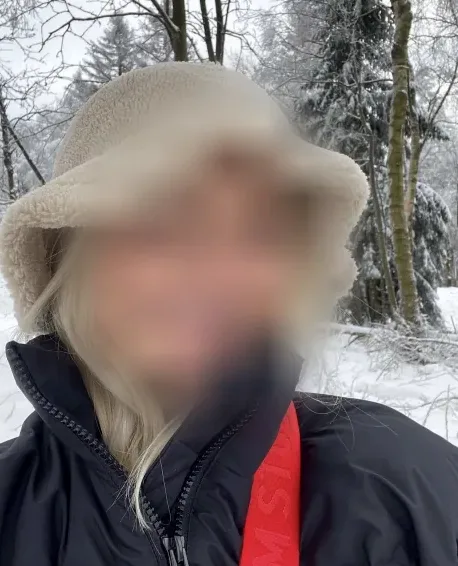 Sanne, 20