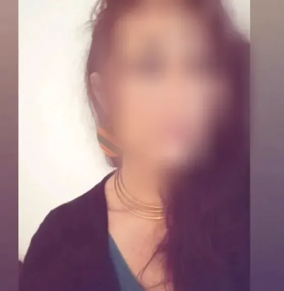 Zeynep, 37